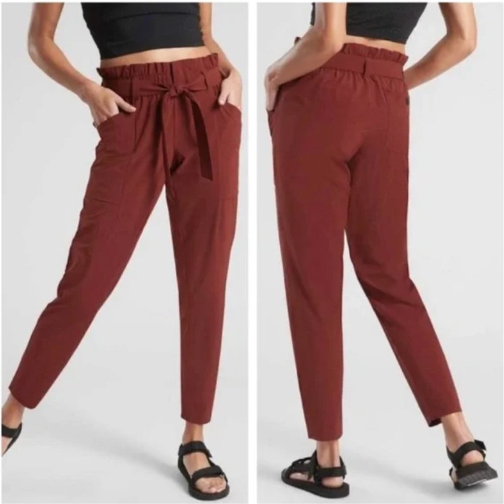 Athleta Skyline Paperbag Tie Waist Work Travel Pant in Adirondack Brown Size 2